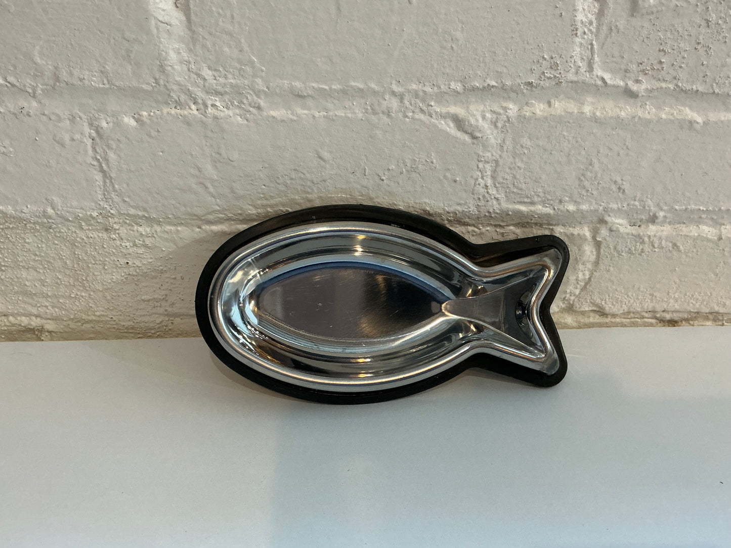 Stainless Steel Fish Shaped Non-Slip Cat Bowl