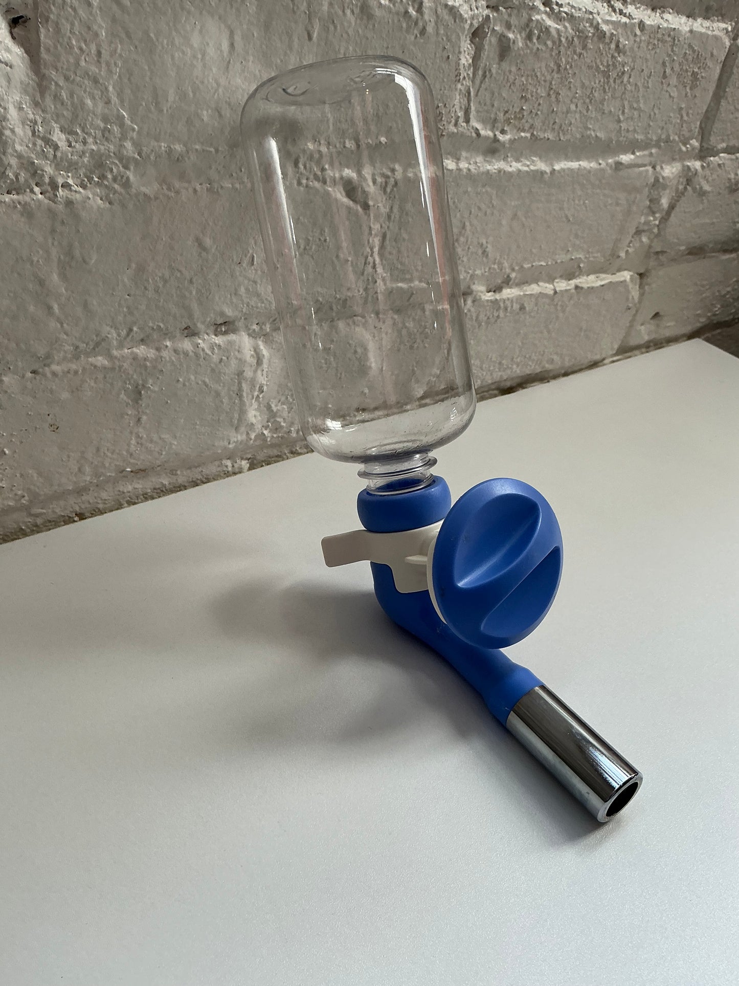 Choco Nose Patented Large No-Drip Water Bottle/ Feeder