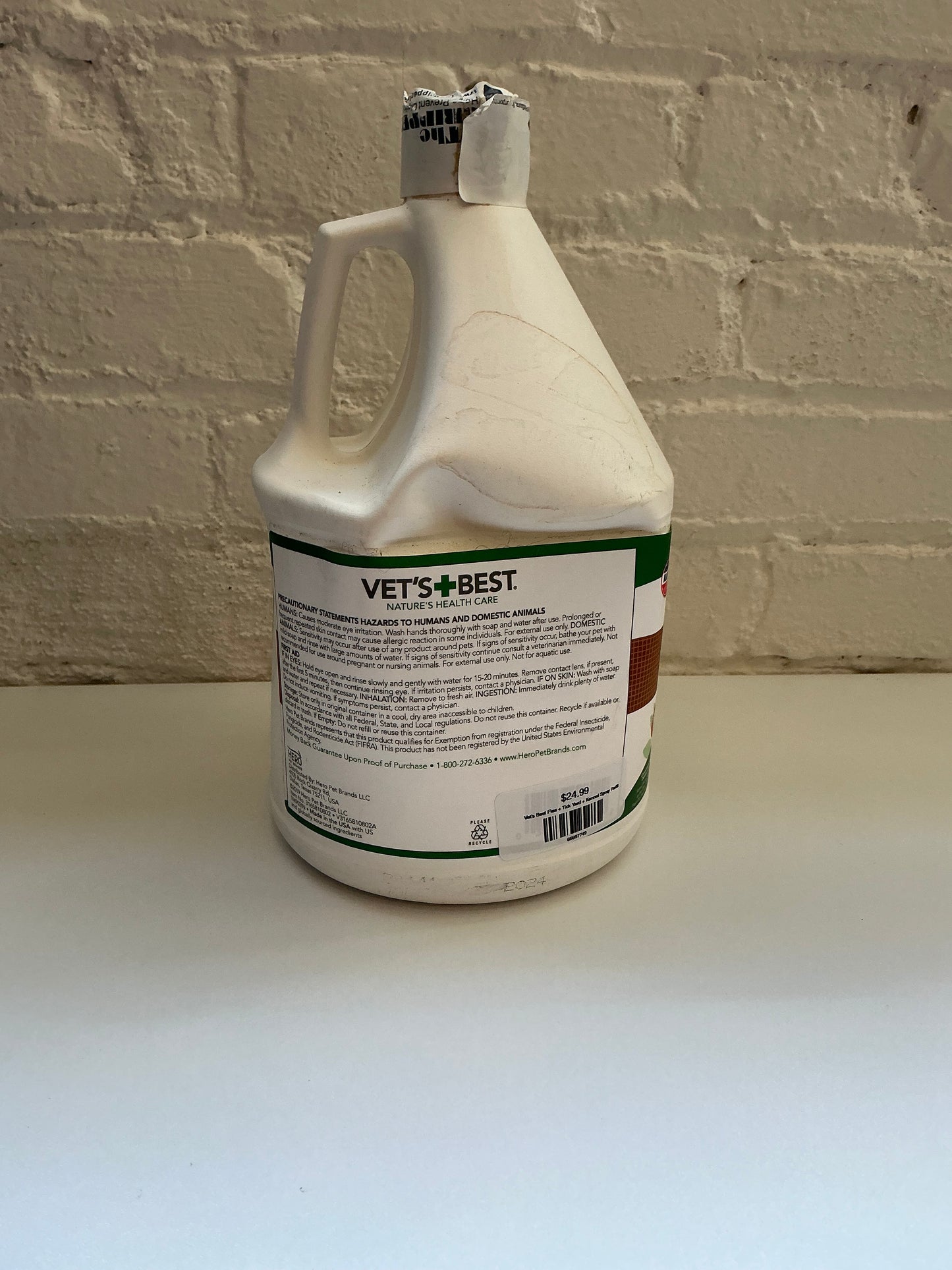 Vet’s Best Flea + Tick Yard + Kennel Spray Refill