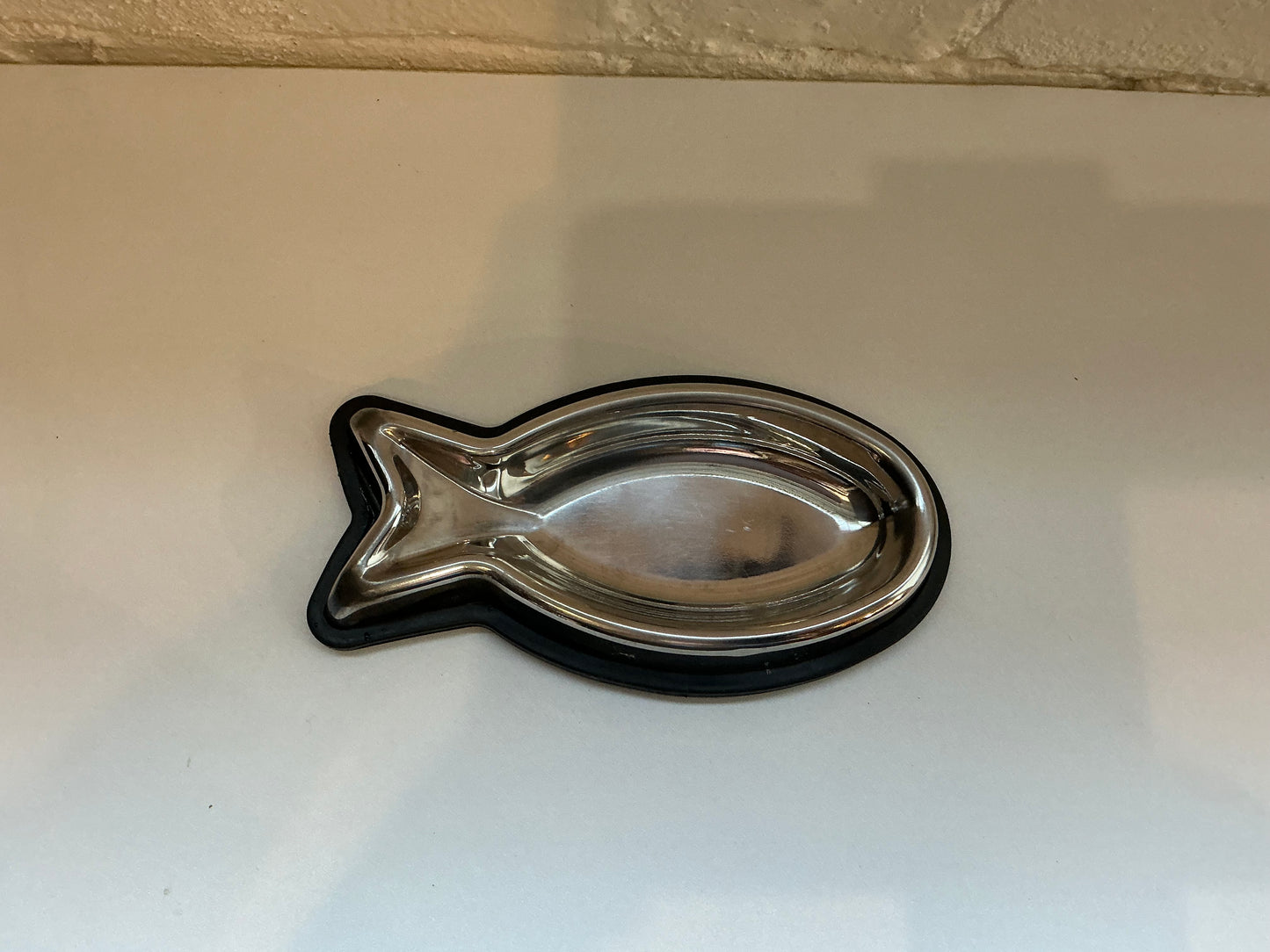 Stainless Steel Fish Shaped Non-Slip Cat Bowl