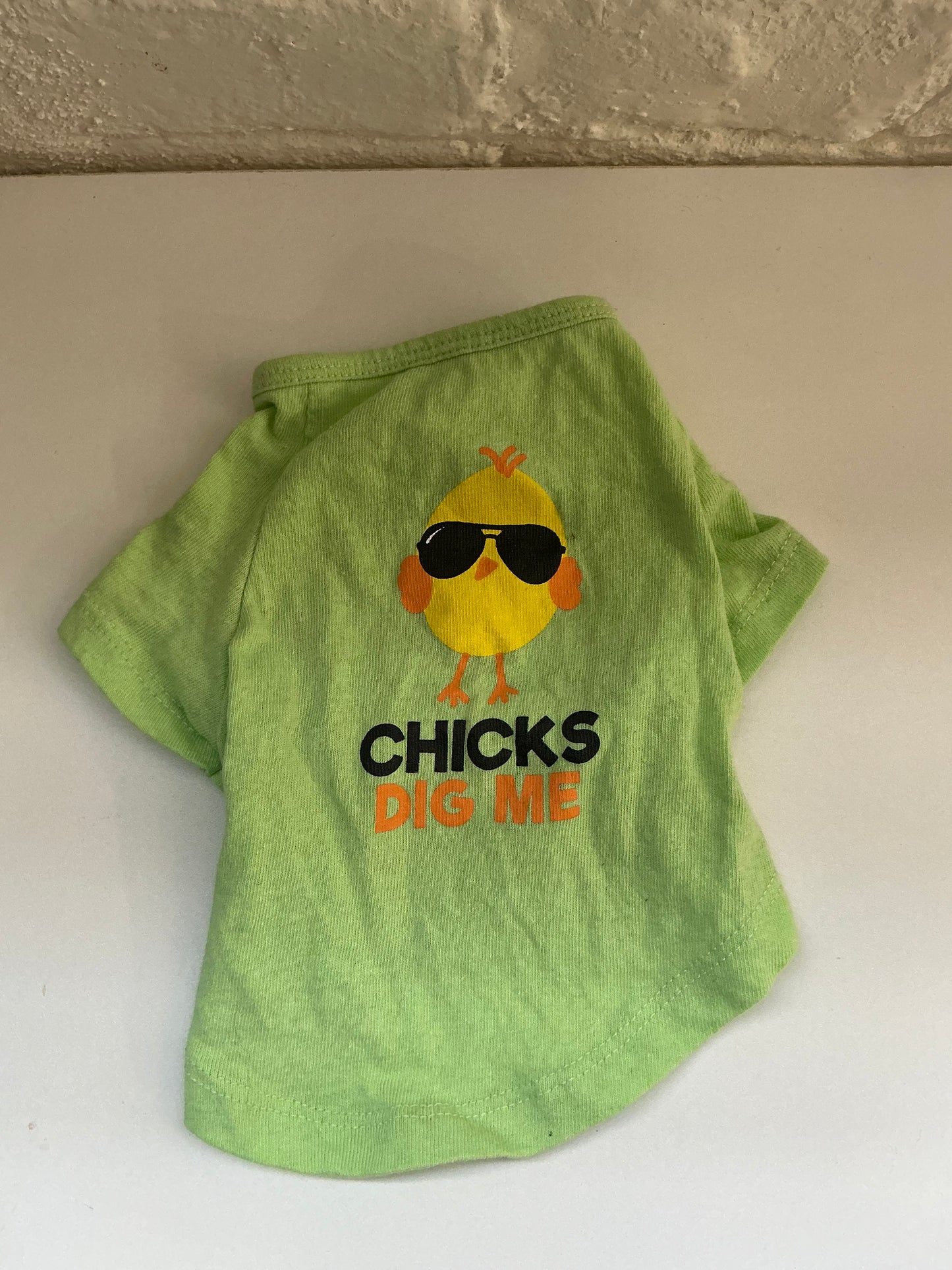 Lime Green “Chicks Dig Me” Slip- On Summer Shirt XS/S