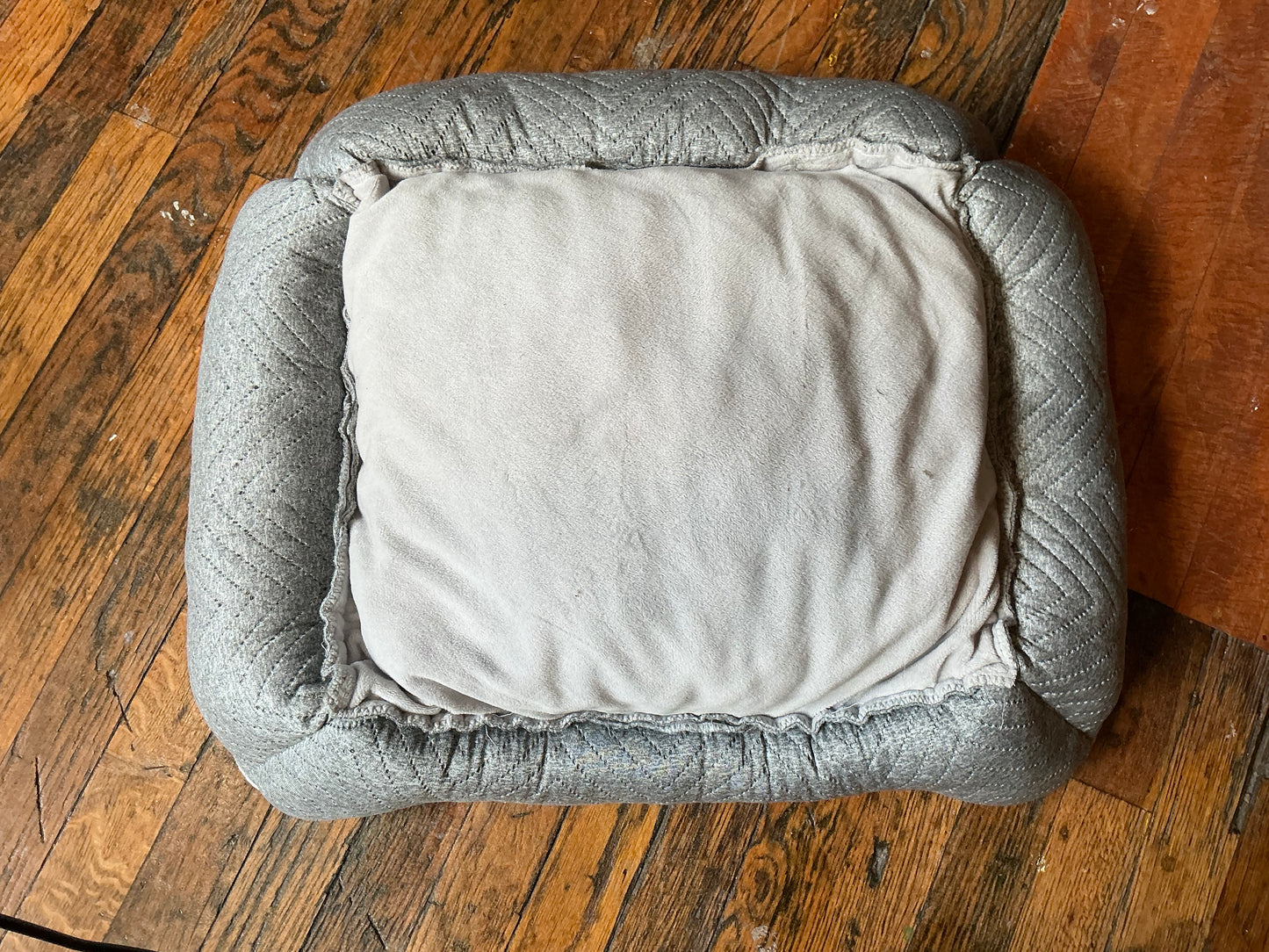 Top Paw Gray Cushioned Pet Bed 25”x19”