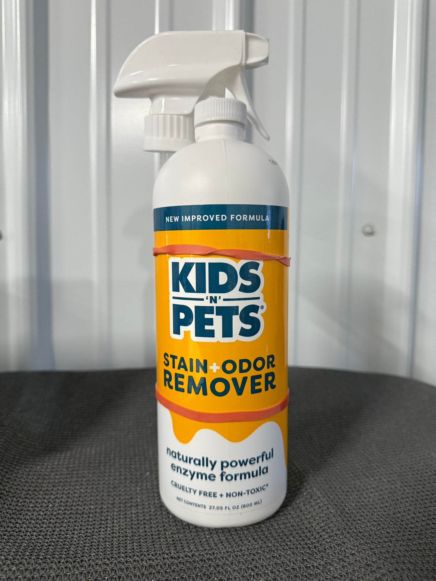 KIDS 'N' PETS Instant All-Purpose Stain & Odor Remover Permanently Eliminates Dog Pee, Cat Urine, Other Smells, Spots from Home Carpet, Couch, Furniture, Mattress, Fabric. Non-Toxic, Child Safe - 27oz