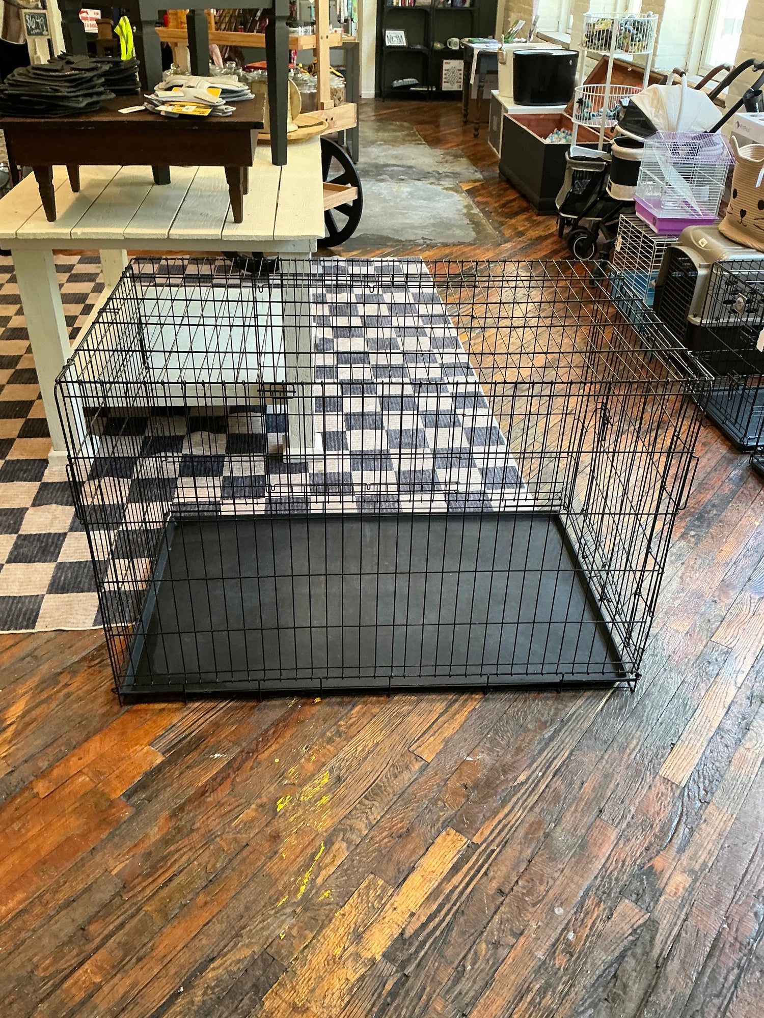 Carriers, Crates & Containment