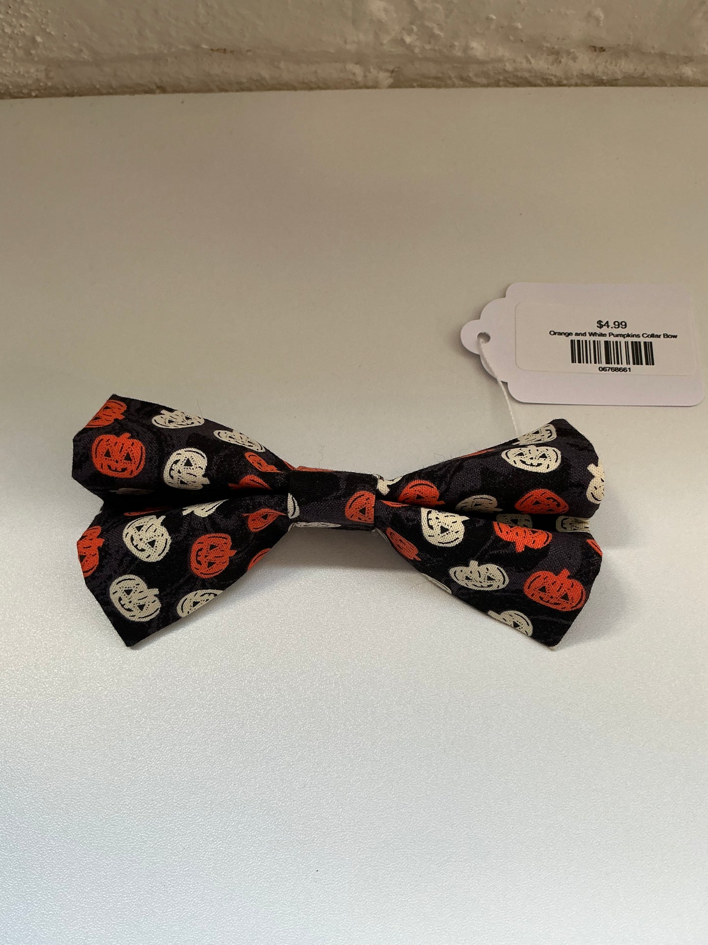 Orange and White Pumpkins Collar Bow