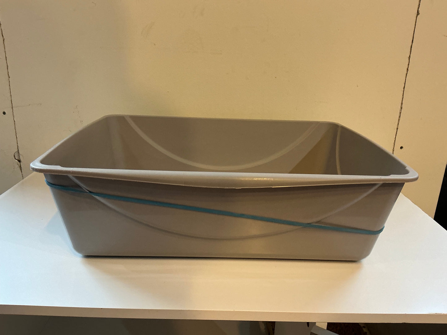 White Wooden Hidden Litter Box Cabinet with Scratcher and Grey Doors