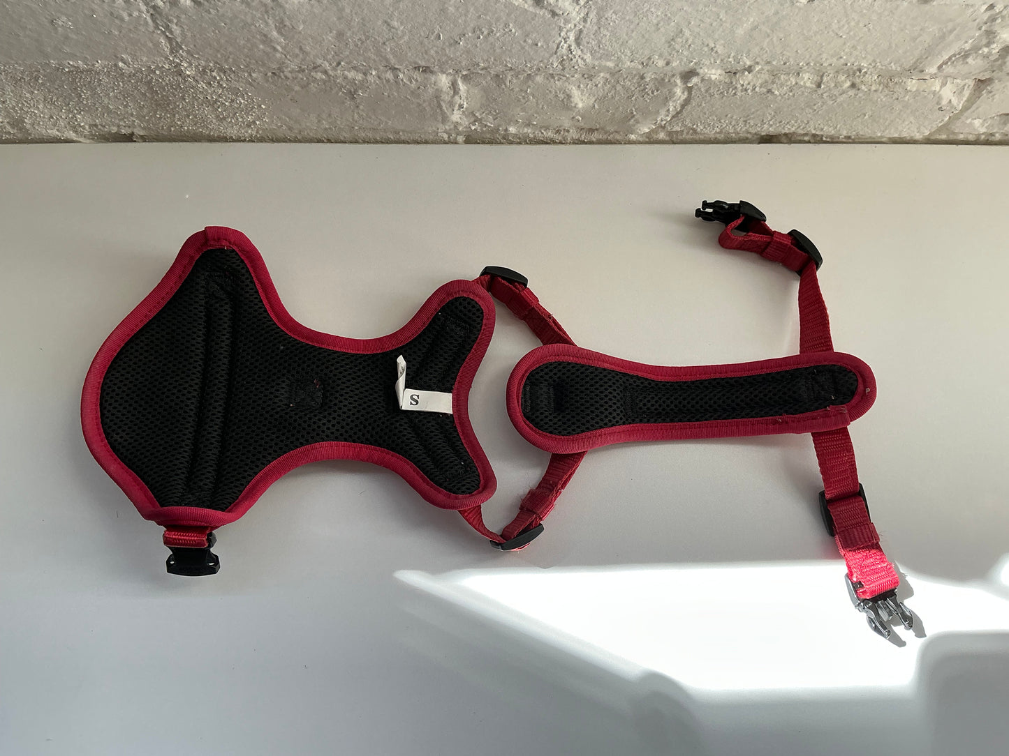 KONG Ultra Durable Waste Bag Harness (Small, Red)