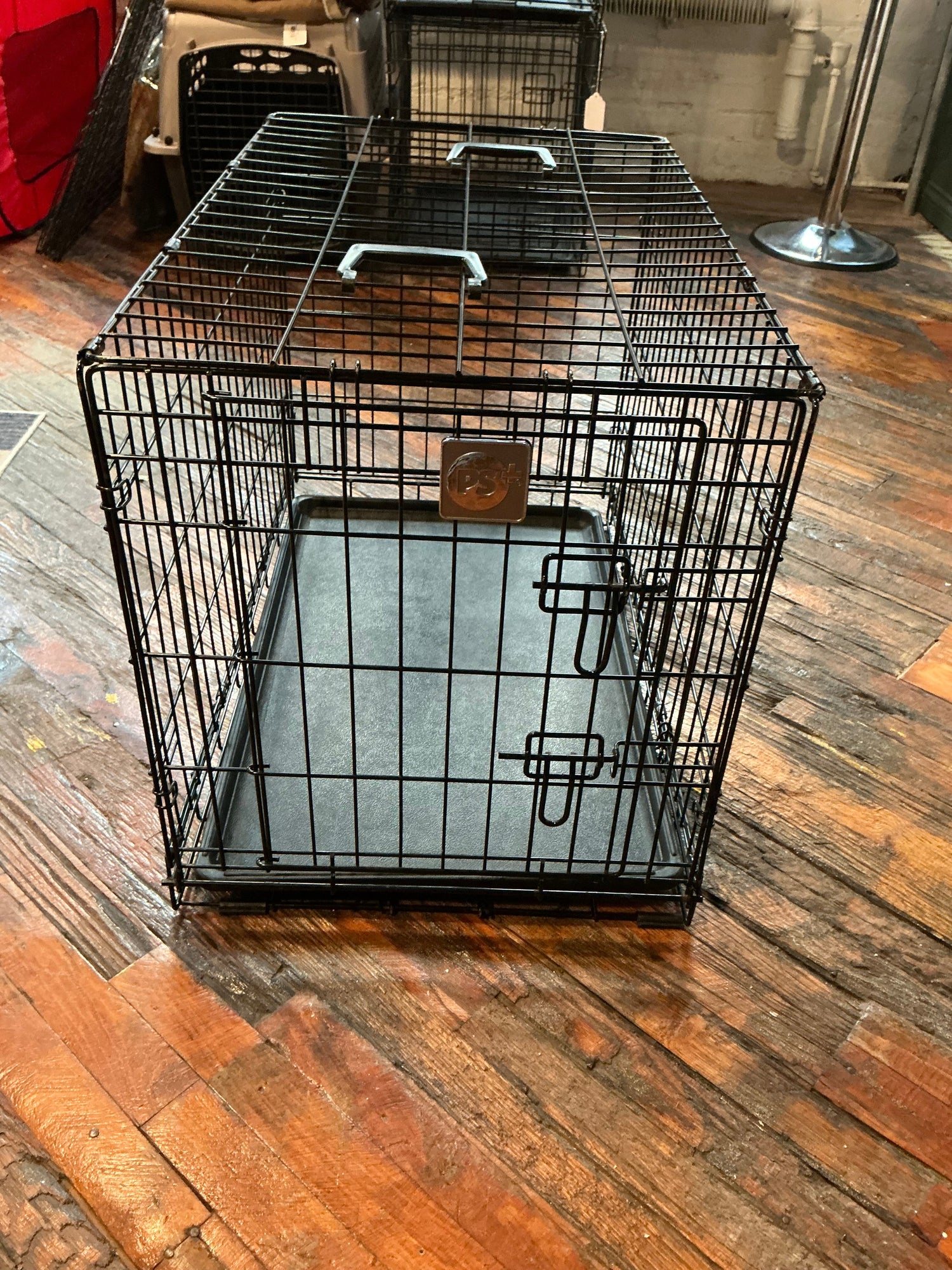 Wire Pet Kennel with Bottom Tray – 30” L x 21” H x 19” W Indiana Pet Supply