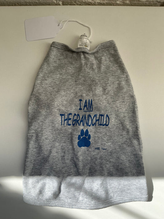 “I AM the Grand Child” Grey Dog T shirt Medium