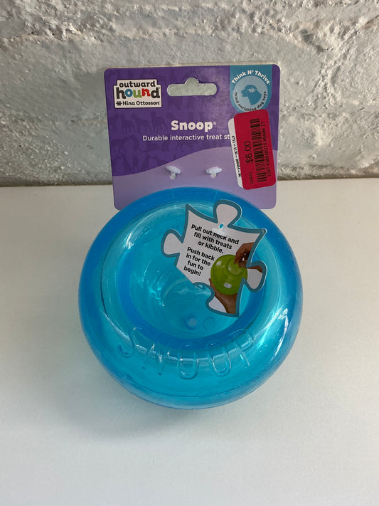 Outward Hound by Planet Dog Snoop Durable Interactive Treat Dispensing Dog Toy, Large, Blue