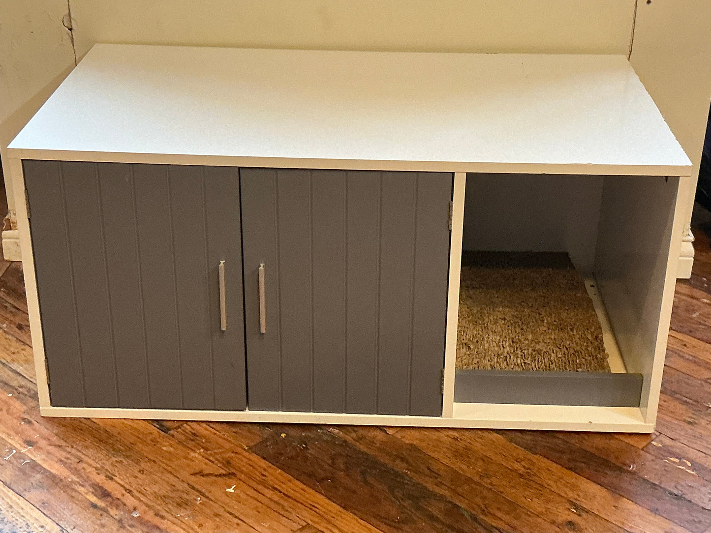 White Wooden Hidden Litter Box Cabinet with Scratcher and Grey Doors