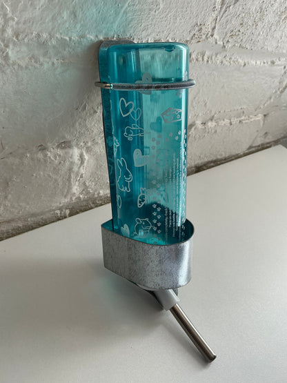 Lixit Bottle Guard and Bottle