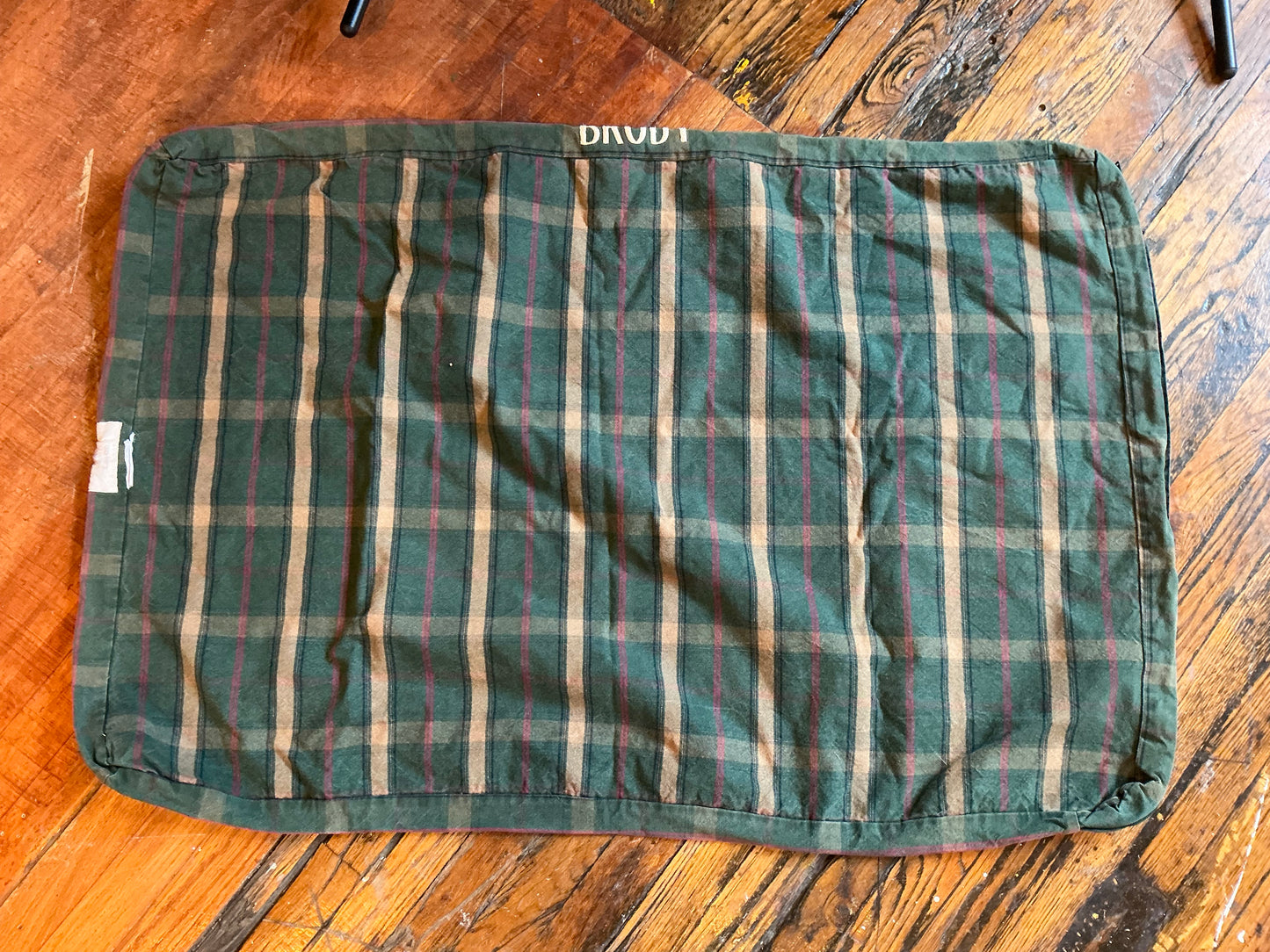 Orvis Plaid Green Heavy Duty Replacement Dog Bed Cover; Name “Brody”Embroidered onto the side