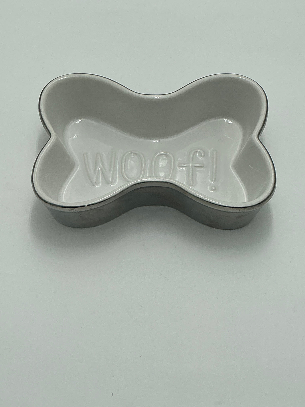 Metallic Silver Ceramic Bone-Shaped Pet Bowl – 6” x 2” Indiana Pet Supply