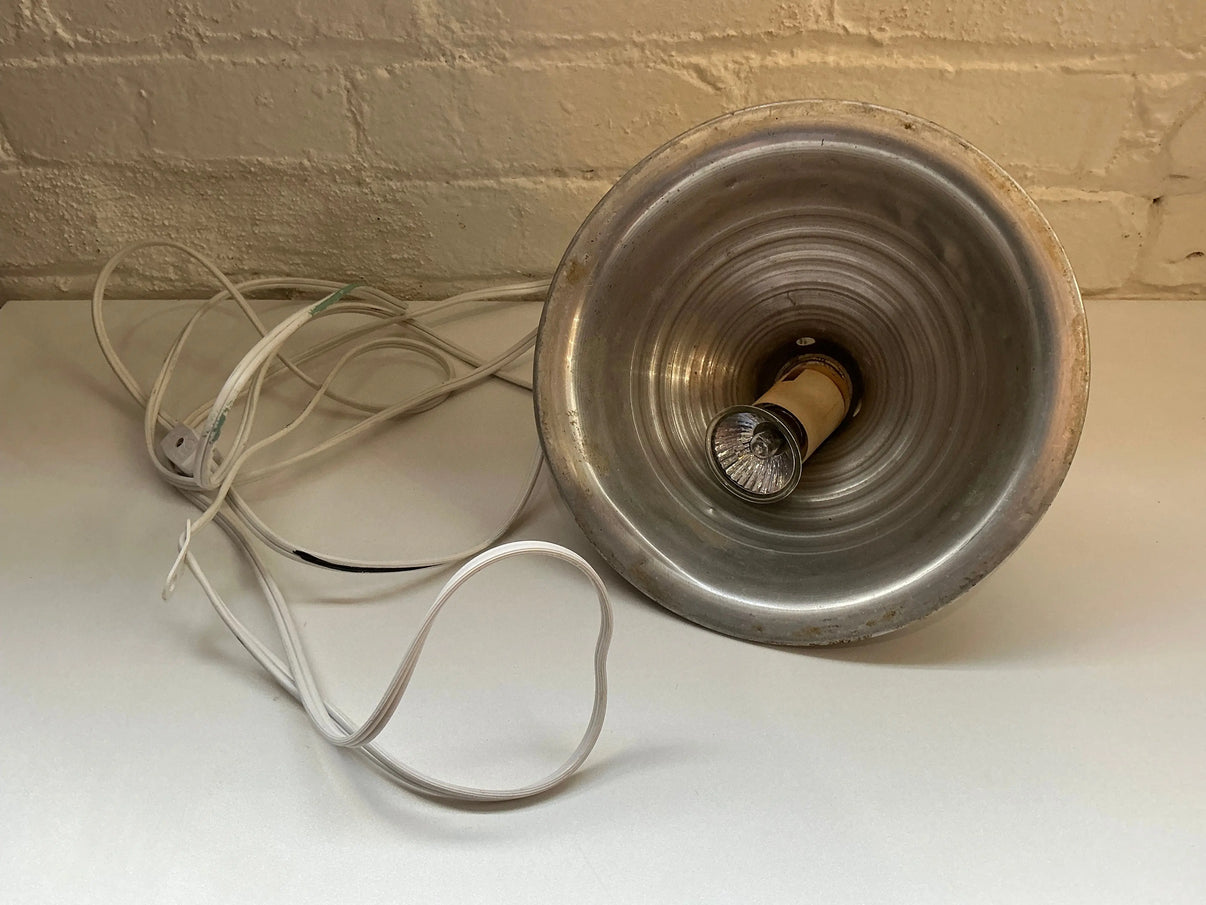 9” Reptile Light Fixture 120v, 60Hz Indiana Pet Supply