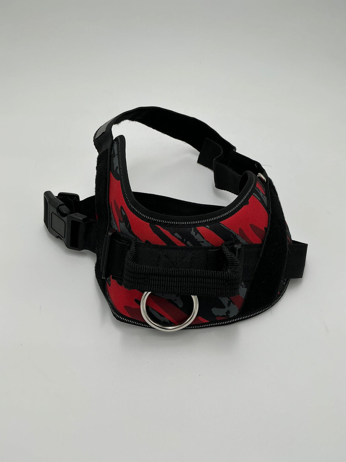 PawPawify No-Pull Dog Harness – Medium- Red Camouflage Indiana Pet Supply