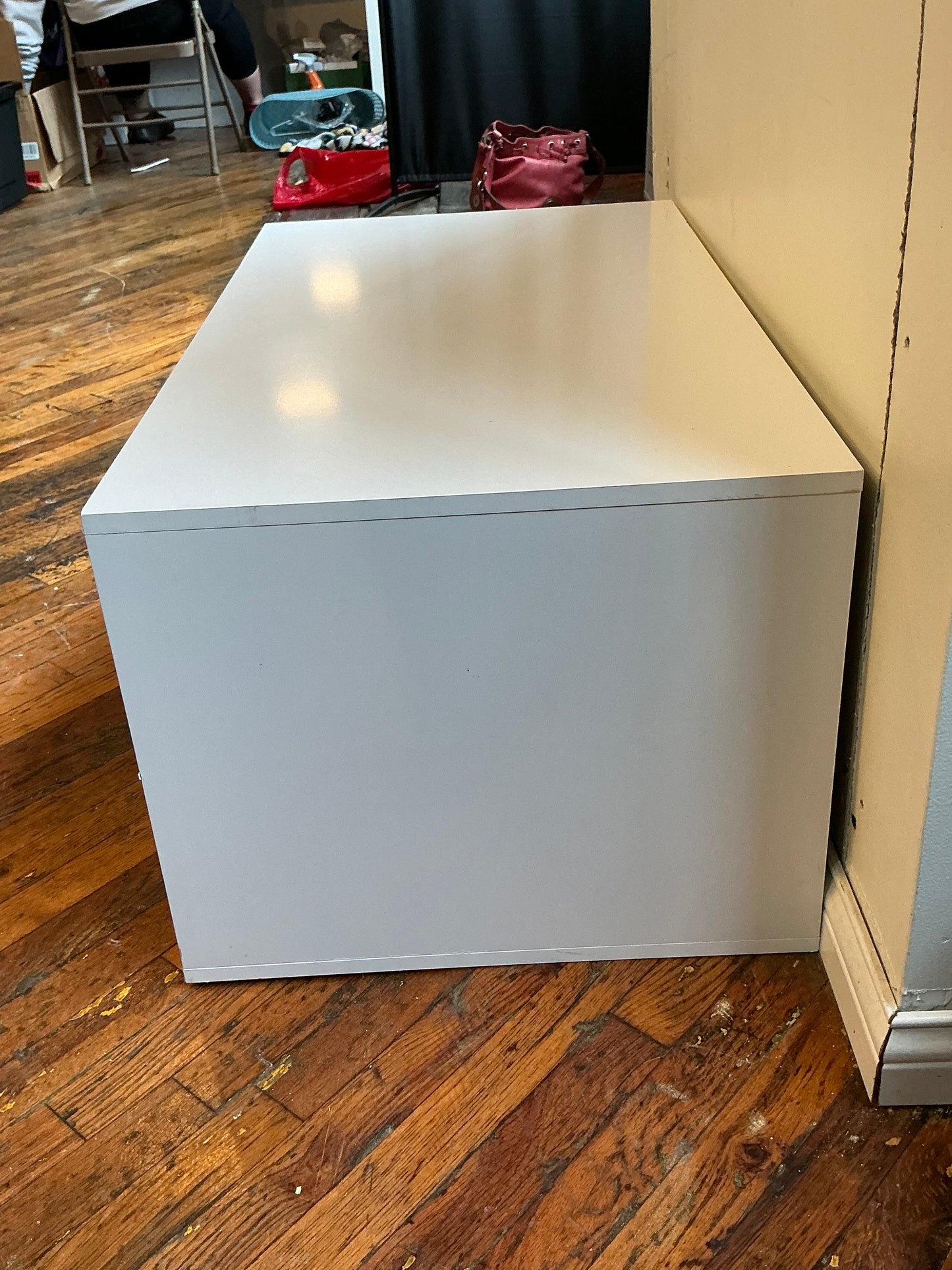 White Wooden Hidden Litter Box Cabinet with Scratcher and Grey Doors