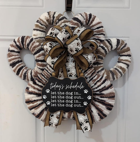 Tricolor Paw Print Wreath