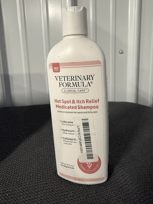 Veterinary Formula Clinical Care Hot Spot & Itch Relief Medicated Shampoo for Dogs and Cats 16oz – Helps Alleviate Sensitive Skin, Scratching, and Licking of Coat