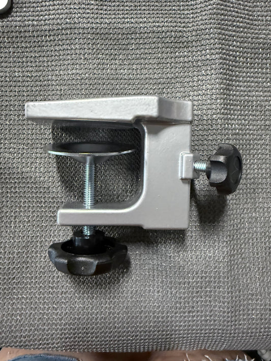 Metal Grooming Arm Clamp