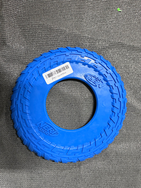 Nerf Dog Tire Flyer Outdoor Dog Toy, 10 Inch Flying Disc Dog Fetch Toy, Rubber Dog Toy for Medium Dogs and Large Dogs, Blue