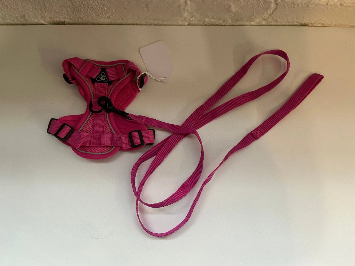 Pink Dog Harness Size Medium with 4FT Leash Indiana Pet Supply